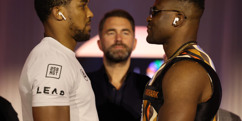 Riydah, Saudi Arabia: Anthony Joshua and Francis N'Gannou during their Final Press Conference ahead of their Heavyweight Contest on Friday night. 6 March 2024 Picture By Mark Robinson Matchroom Boxing