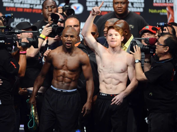 Mayweather Canelo GettyImages-180498542